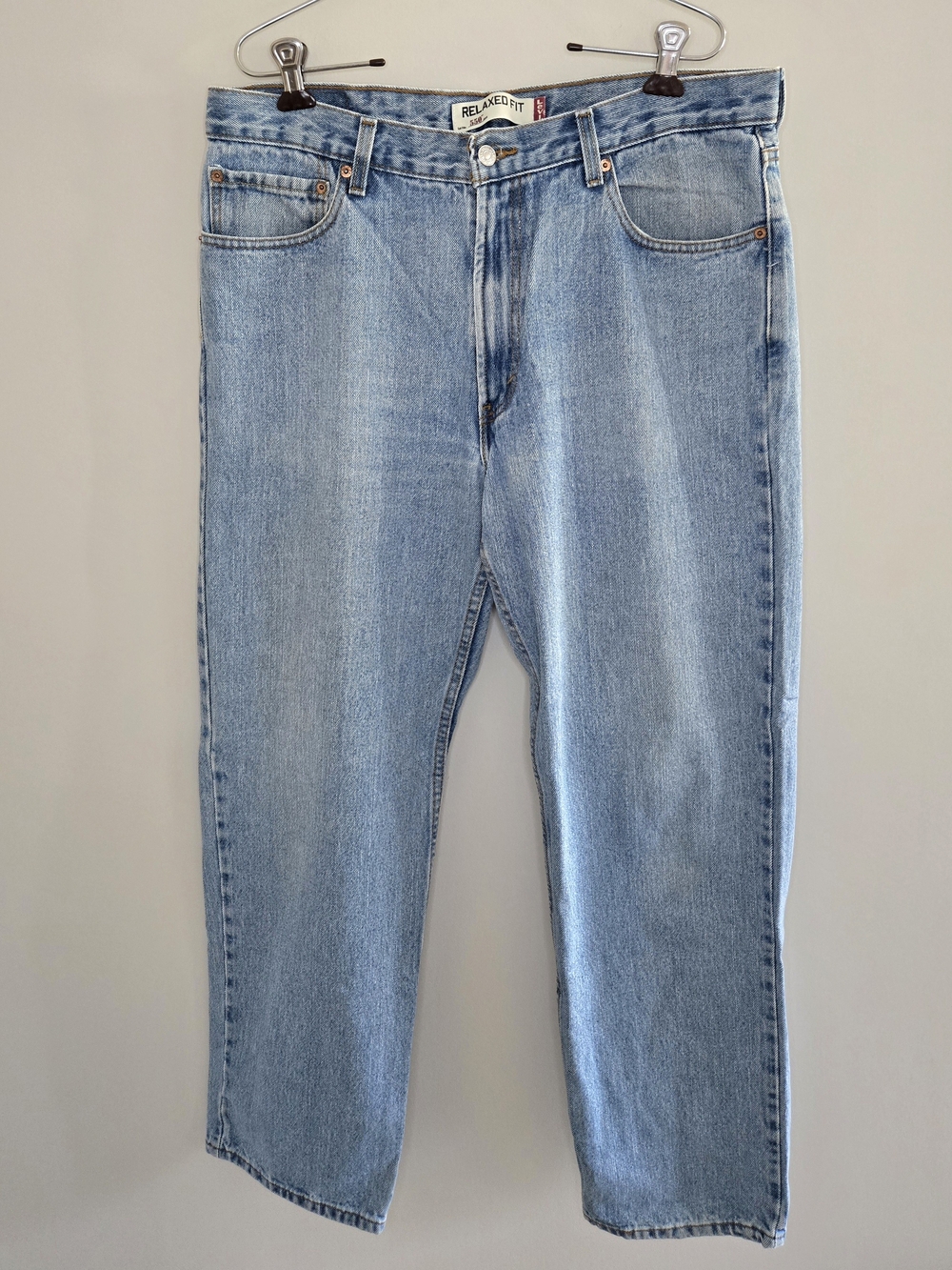 Levi's 550 relaxed fit jeans, 36x32, light blue, 100% cotton, like new